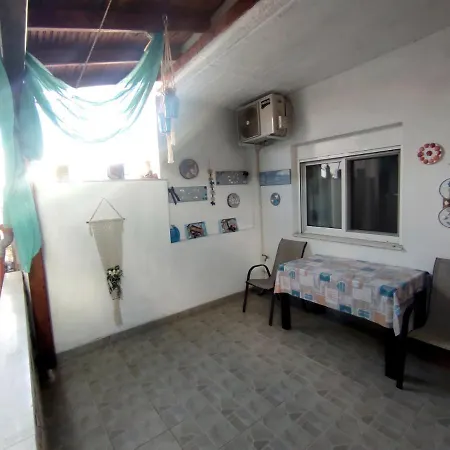 Hotel de apartamente Peristerianos