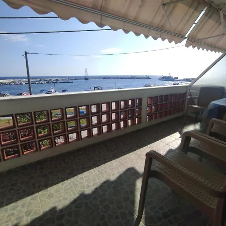 Peristerianos Hotel de apartamente Nea Skioni