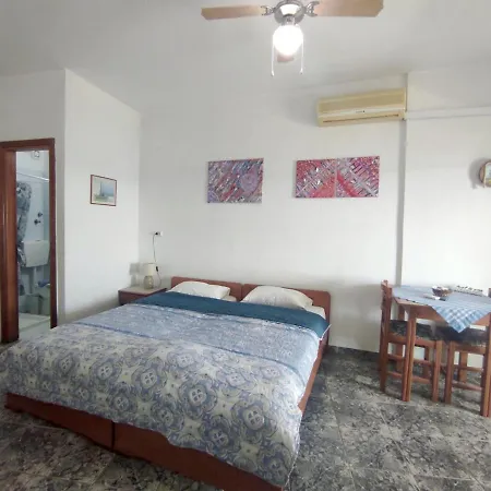 Peristerianos Hotel de apartamente Nea Skioni