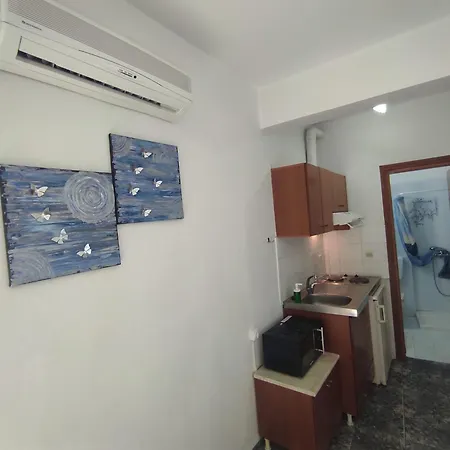 Hotel de apartamente Peristerianos