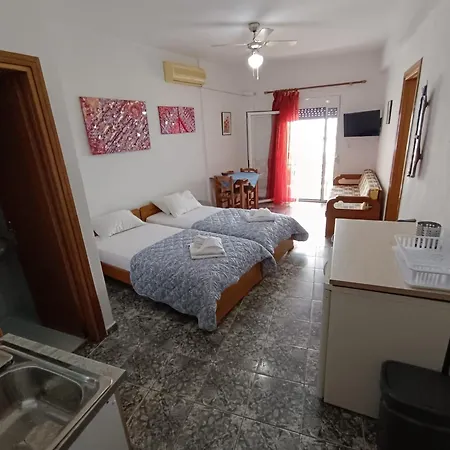 Hotel de apartamente Peristerianos *