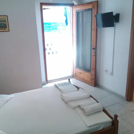 Peristerianos Aparthotel