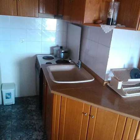 Peristerianos Aparthotel
