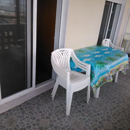 Peristerianos Hotel de apartamente Nea Skioni