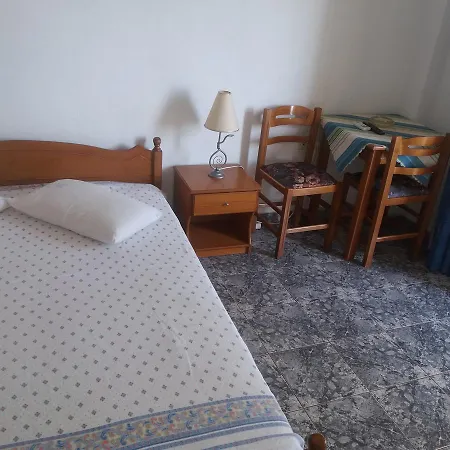 Peristerianos Aparthotel