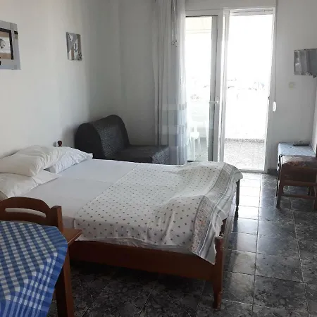 Hotel de apartamente Peristerianos *