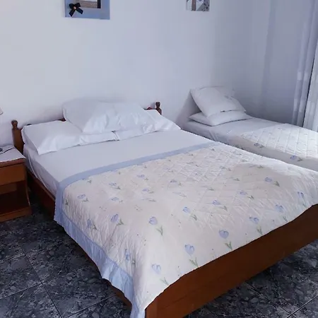 Peristerianos 3*